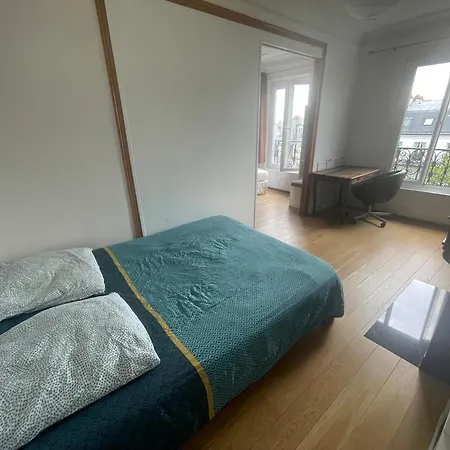 Appart hôtel Odéon 4*